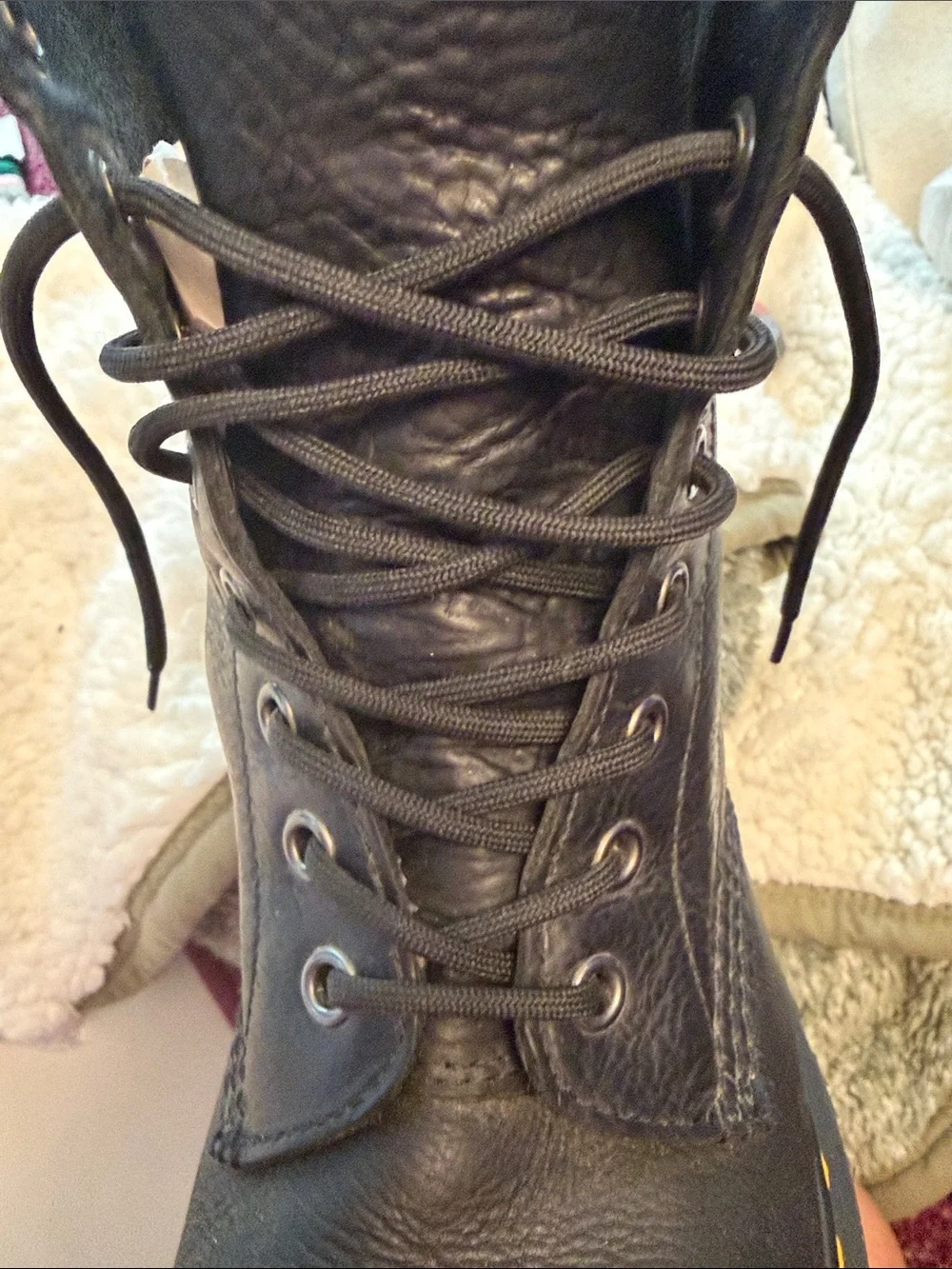 Dr. Martens Men’s Size 9 Leather AIR WARE Bouncing Soles Boots Yellow Stitching